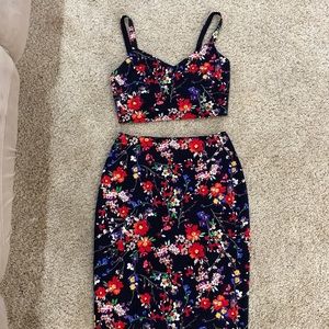 Express Crop top and skirt floral set pencil skirt